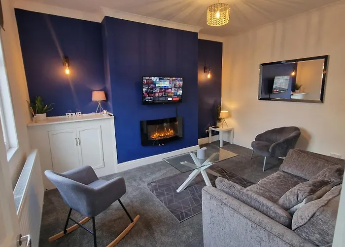 Cosy Home Perfect For Families And Contractors With Free Parking