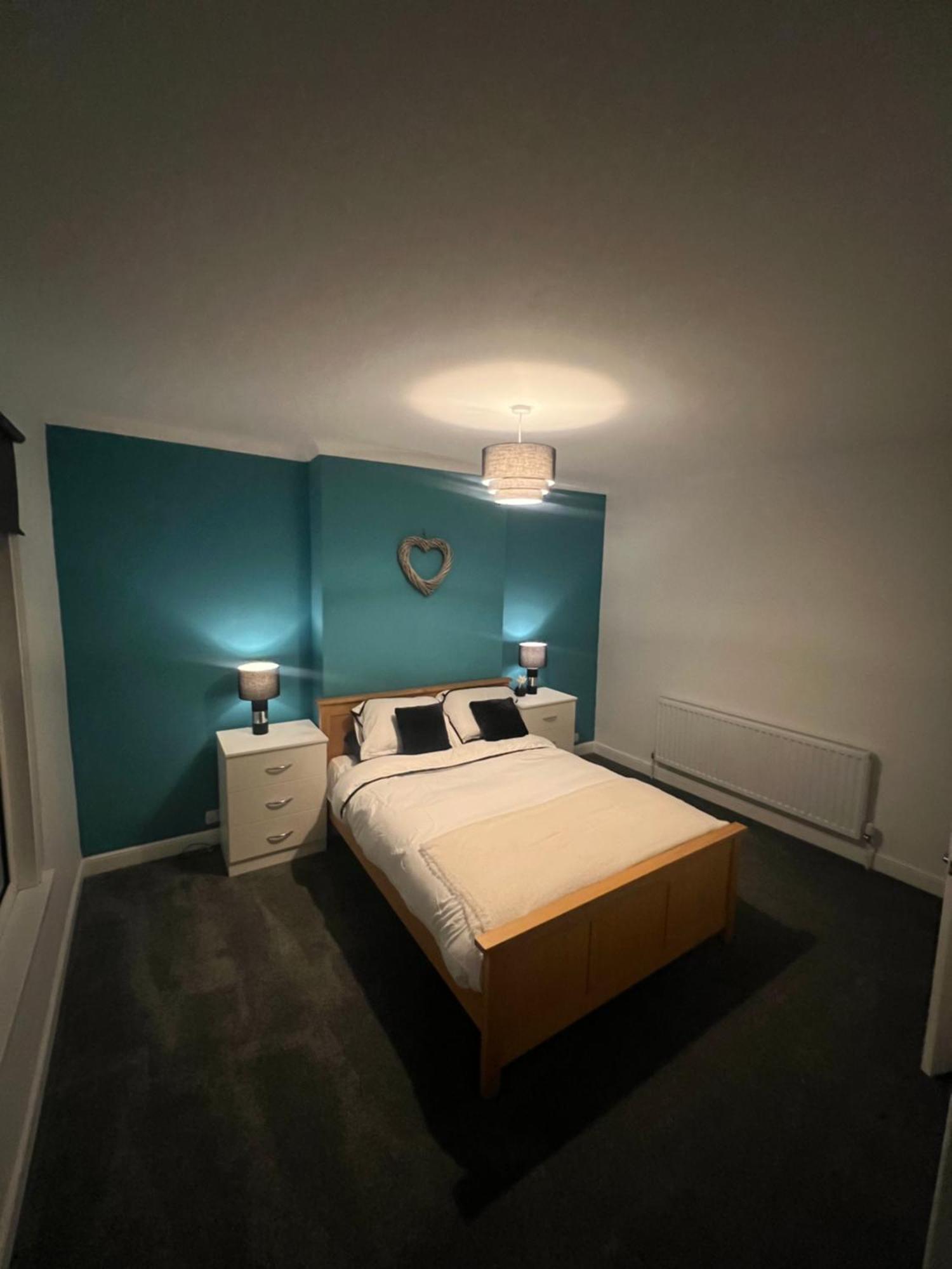 Cosy Perfect For Families And Contractors With Free Parking